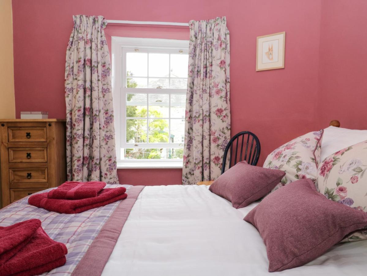 Mount Pleasant Cottage Grange-over-Sands ภายนอก รูปภาพ